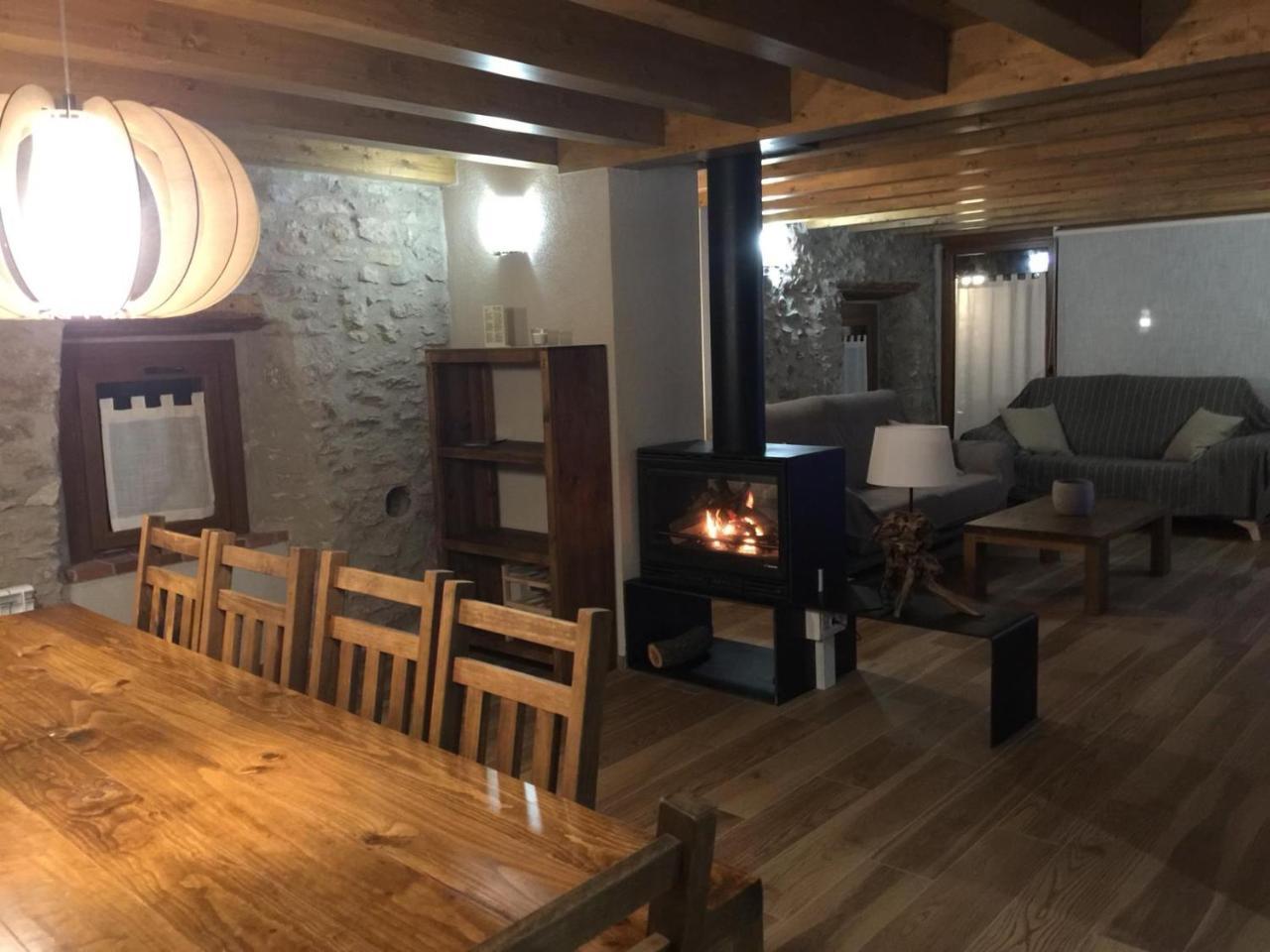 Maison d'hôtes Cal Pedrals Pairal à Urus Extérieur photo